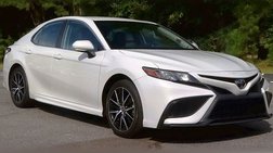2023 Toyota Camry SE