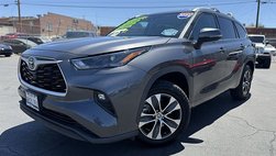 2022 Toyota Highlander Hybrid XLE