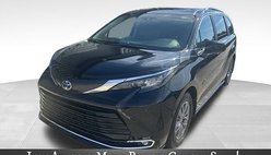 2024 Toyota Sienna XLE