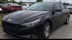 2023 Hyundai Elantra SE