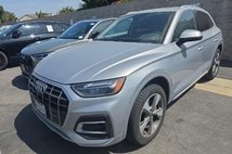 2023 Audi Q5 quattro Premium Plus 40 TFSI