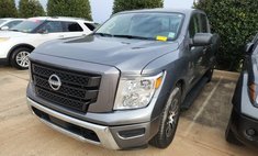 2023 Nissan Titan SV