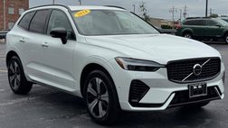 2024 Volvo XC60 Recharge T8 Plus Dark Theme