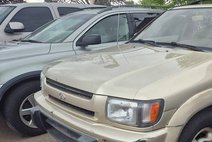 1997 Infiniti QX4 Base