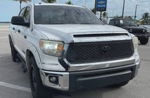 2017 Toyota Tundra SR5