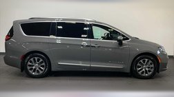 2023 Chrysler Pacifica Hybrid Pinnacle