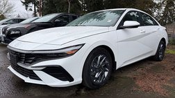 2025 Hyundai Elantra Hybrid 