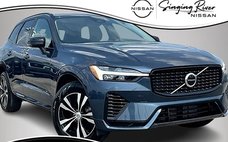 2024 Volvo XC60 Recharge T8 Core Dark Theme
