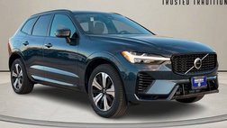 2025 Volvo XC60 T8 Core Dark Theme