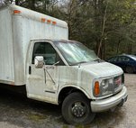 1999 GMC Savana Savana  G3500 Box Truck