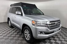 2016 Toyota Land Cruiser Base