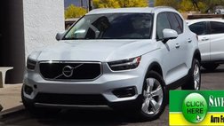 2022 Volvo XC40 T4 Momentum