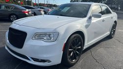 2017 Chrysler 300 Limited