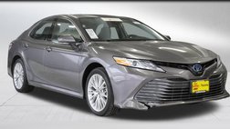 2020 Toyota Camry Hybrid XLE