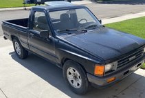 1988 Toyota Pickup Base