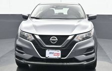 2022 Nissan Rogue Sport S