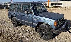 1989 Mitsubishi Montero LS