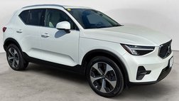 2023 Volvo XC40 B5 Plus Bright Theme