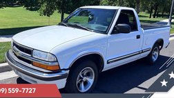 2000 Chevrolet S-10 LS