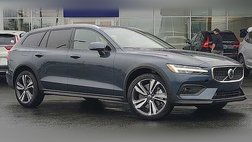 2025 Volvo V60 Cross Country B5 Plus