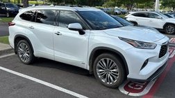 2022 Toyota Highlander Hybrid Platinum