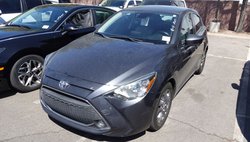 2020 Toyota Yaris Hatchback LE