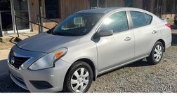 2018 Nissan Versa SV