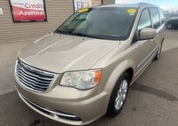 2014 Chrysler Town and Country Touring