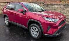 2020 Toyota RAV4 LE