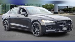 2022 Volvo S60 Recharge T8 R-Design Black Edition