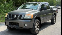 2009 Nissan Titan XE Crew Cab 4WD SWB