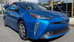 2020 Toyota Prius LE