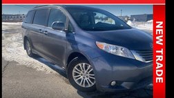 2017 Toyota Sienna XLE 7-Passenger Auto Access Seat