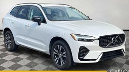 2025 Volvo XC60 T8 Core Dark Theme