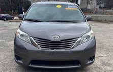 2017 Toyota Sienna LE 7-Passenger