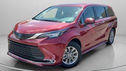 2024 Toyota Sienna XLE
