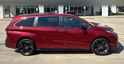 2022 Toyota Sienna XSE 7-Passenger