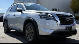 2023 Nissan Pathfinder SV