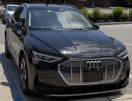 2021 Audi e-tron quattro Premium