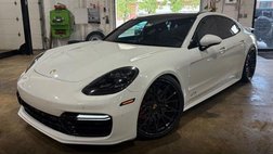 2019 Porsche Panamera GTS