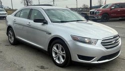 2017 Ford Taurus SE