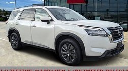 2022 Nissan Pathfinder SV