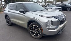 2022 Mitsubishi Outlander ES