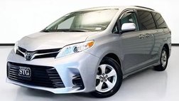 2018 Toyota Sienna LE