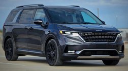 2023 Kia Carnival SX