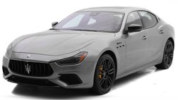 2022 Maserati Ghibli Modena Q4