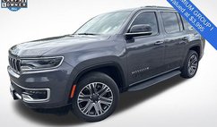 2023 Jeep Wagoneer 