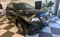 2020 Nissan Pathfinder SV