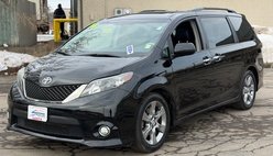 2014 Toyota Sienna SE 8-Passenger