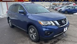 2020 Nissan Pathfinder S
